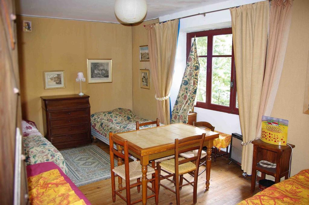Chateau De Vermette Hotell La Chapelle-Gaudin Rom bilde